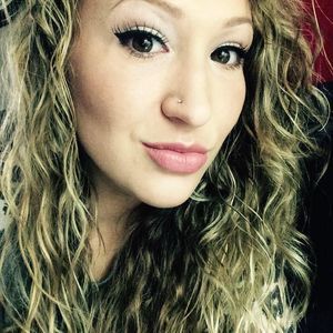 Meet your Posher, Mika